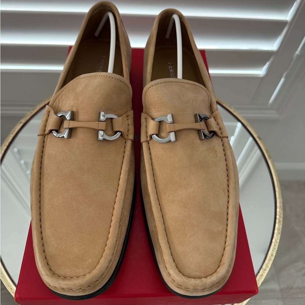 Salvatore Ferragamo Grandioso Suede Loafer camel color Men's size 12E. Ret. $850